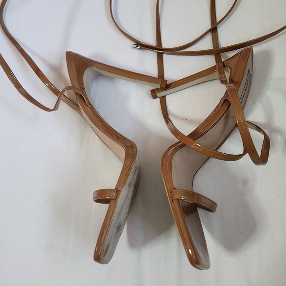 Steve Madden Uplift Heels Heeled Sandals Ankle Wrap Ties Camel Patent Leather - Picture 7 of 13